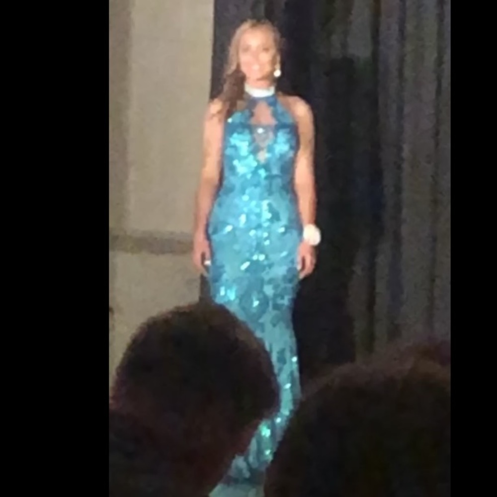 Prom & pageant dress